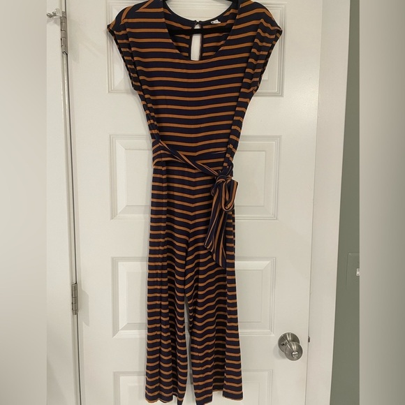 Old Navy Pants - Old Navy Striped Navy and Orange Jumpsuit with tie, XS Petite